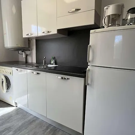Climatise 3 Pieces, 4-6 Pers, Terrasse, Parking, Proche Plage Et Centre - Fr-1-650-22 Διαμέρισμα *