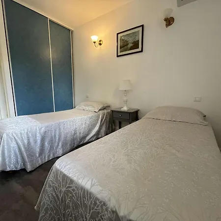 Climatise 3 Pieces, 4-6 Pers, Terrasse, Parking, Proche Plage Et Centre - Fr-1-650-22 Apartmán